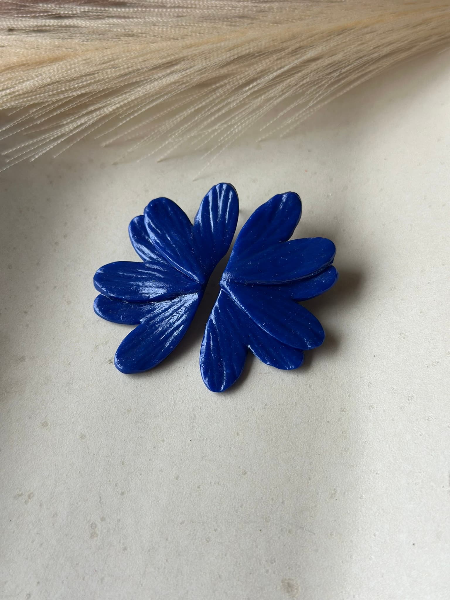 Aros PÉTALO - Azul Marino - Nura