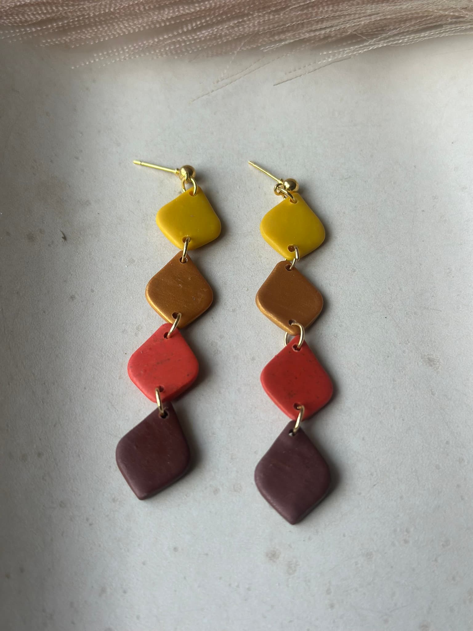 Aros ARENA - Tierra Amarillo Dorado - Nura