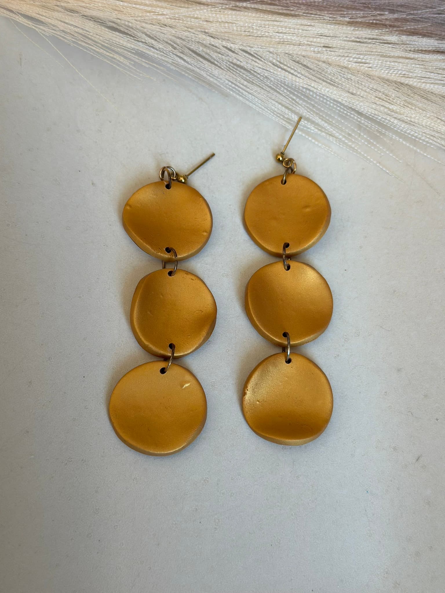 Aros CIELO - Dorado Curvo - Nura